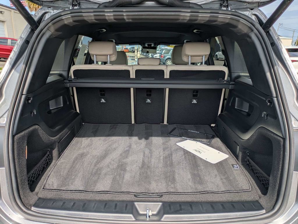 Used 2025 Mercedes-Benz GLB 250 image 13