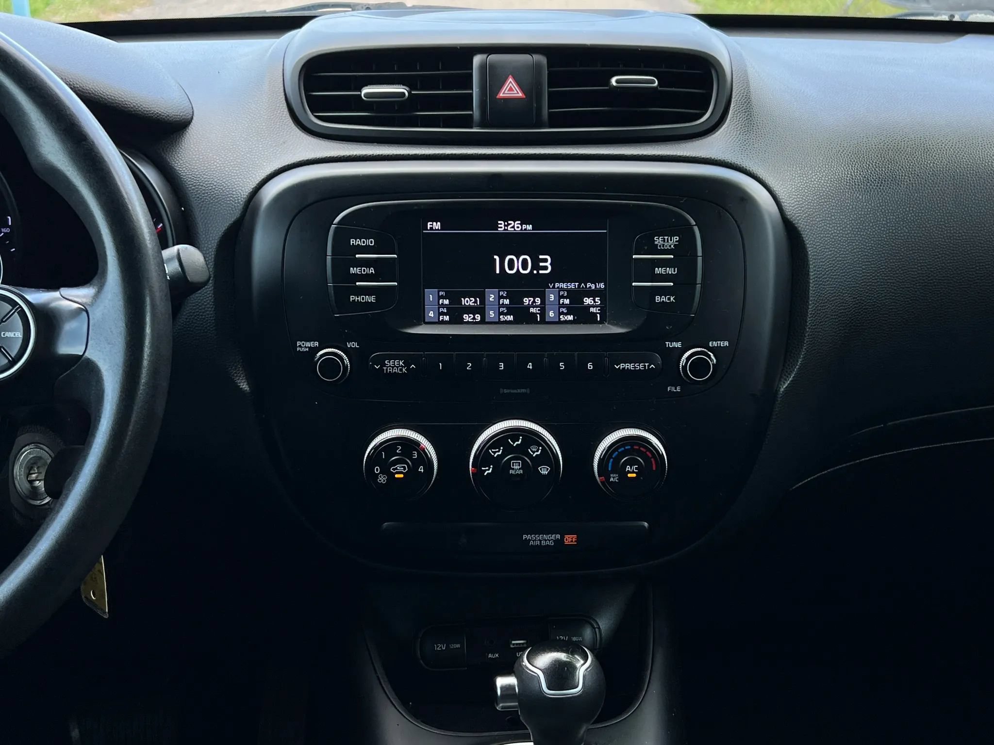 Used 2017 Kia Soul FWD image 19