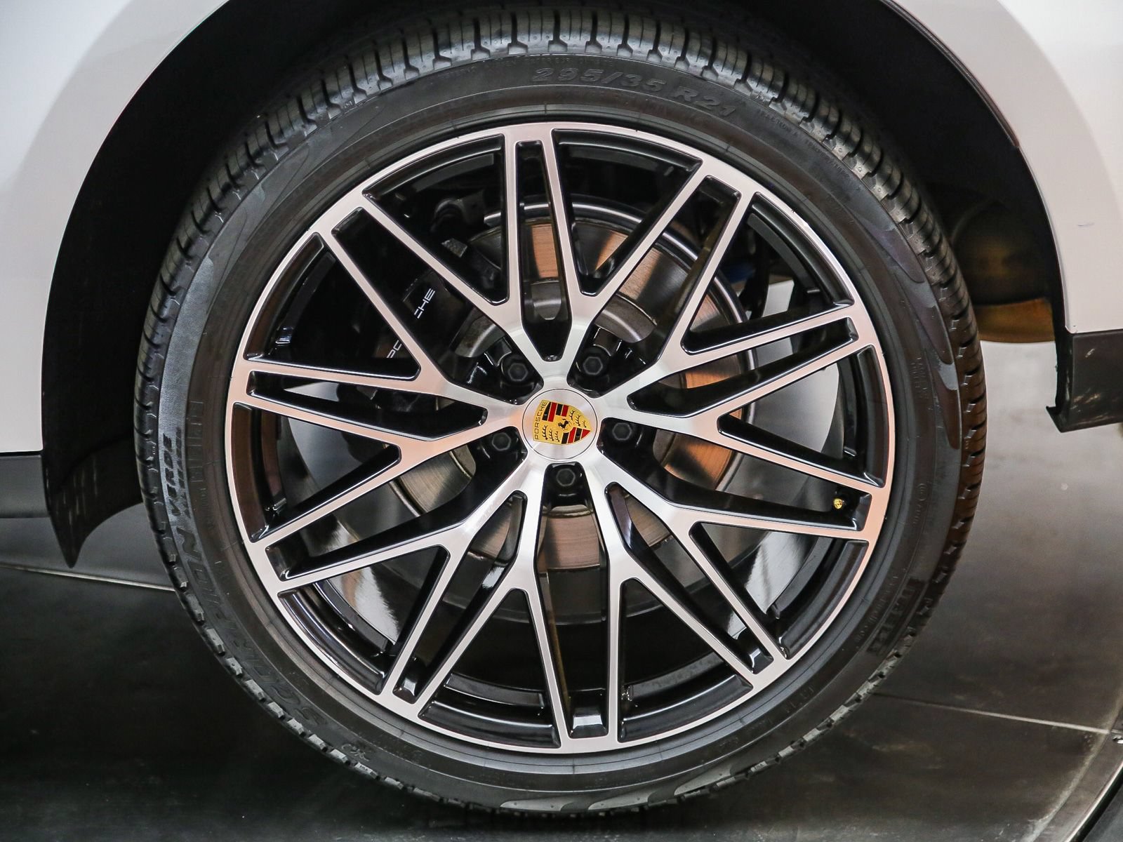 Certified 2026 Porsche Macan AWD/4WD image 47