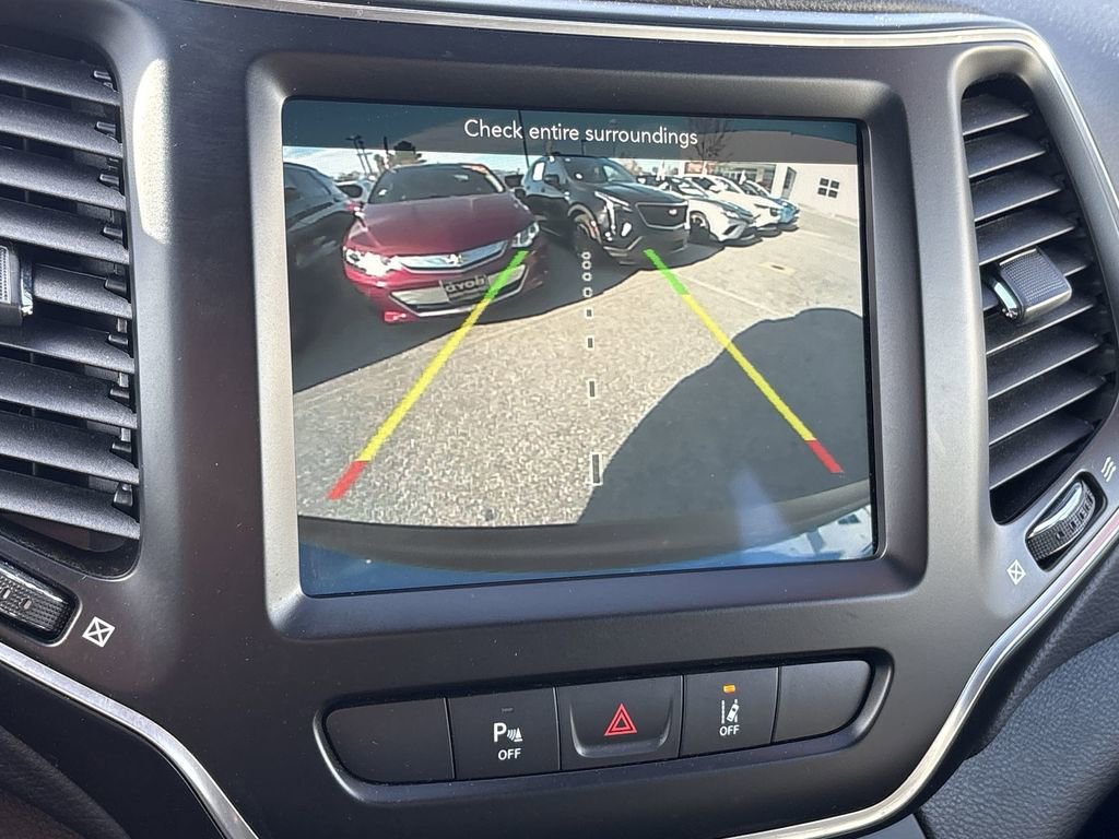 Used 2021 Jeep Cherokee Latitude Lux 80th Anniv w/ Quick Order Package 26U 80TH image 17