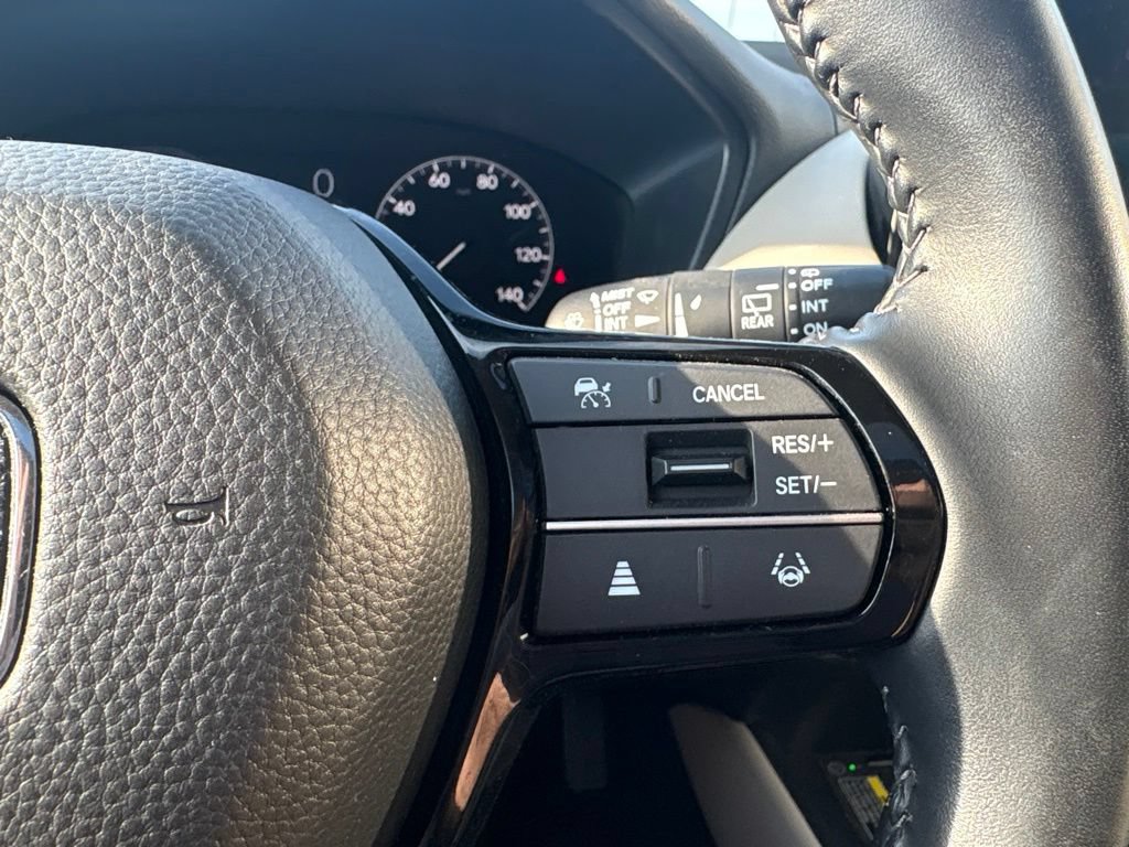 Used 2025 Honda HR-V EX-L image 15