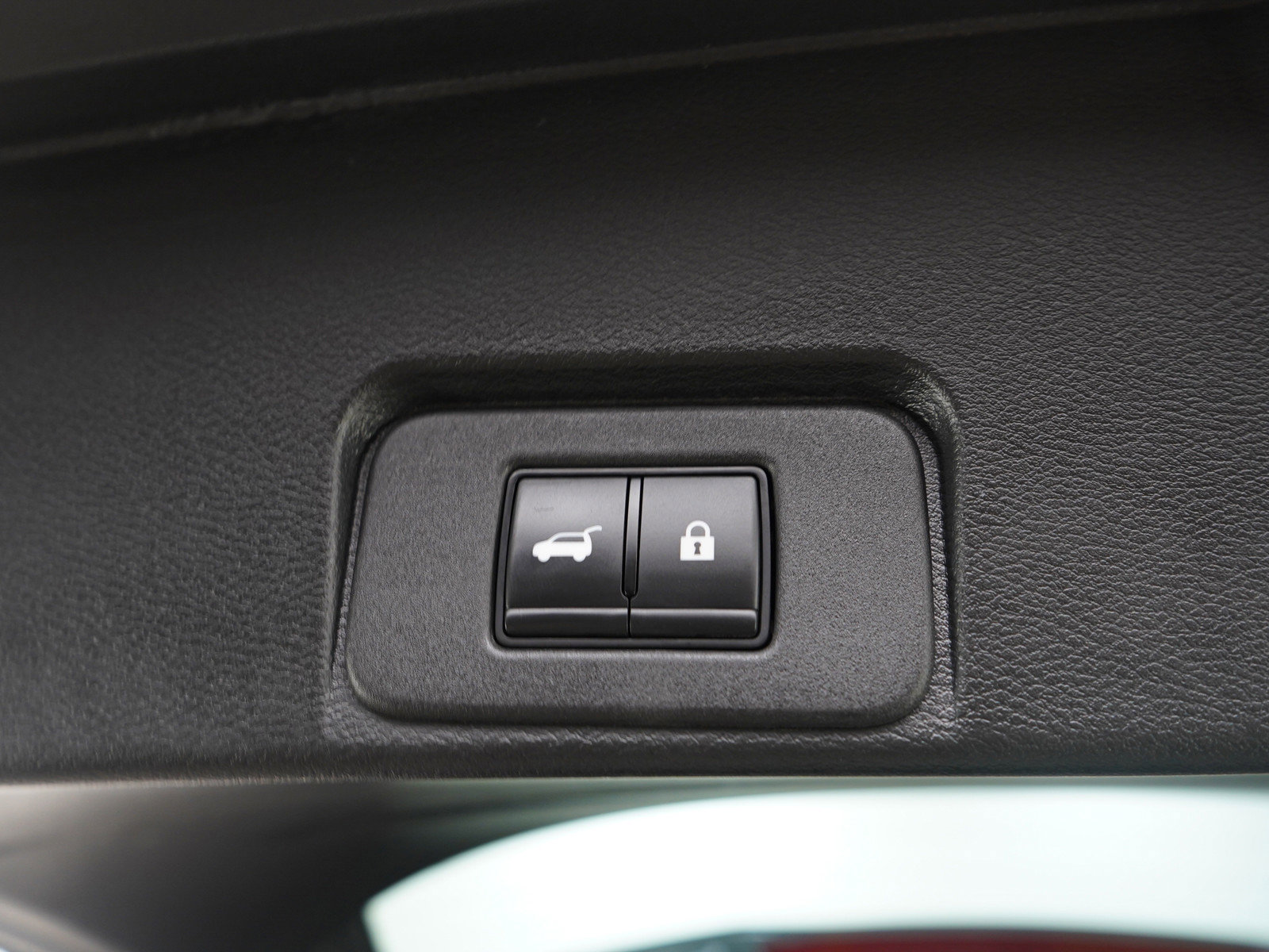 Used 2023 Nissan Rogue Platinum w/ Platinum Premium Package image 11