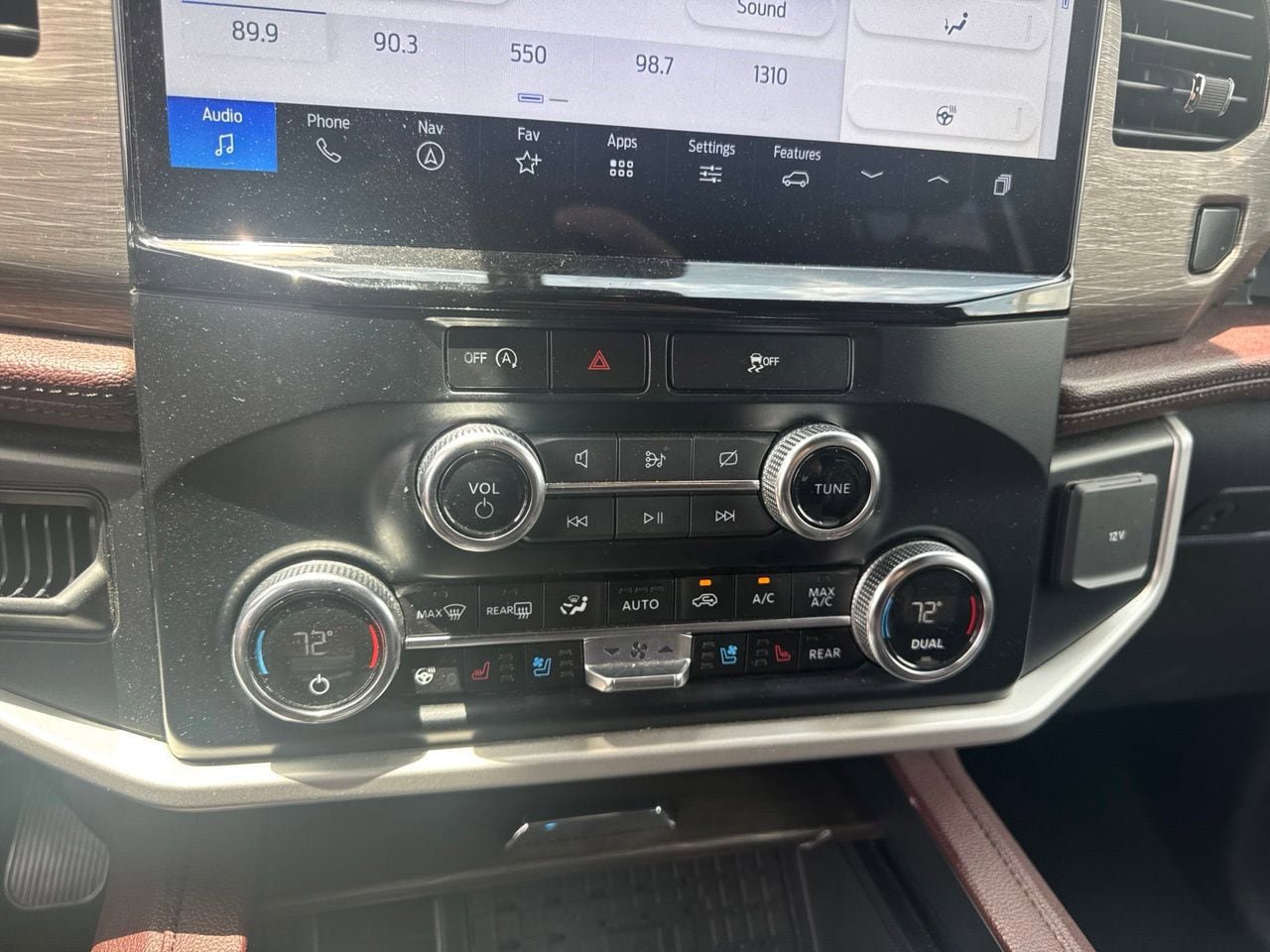 Used 2024 Ford Expedition Limited RWD image 14
