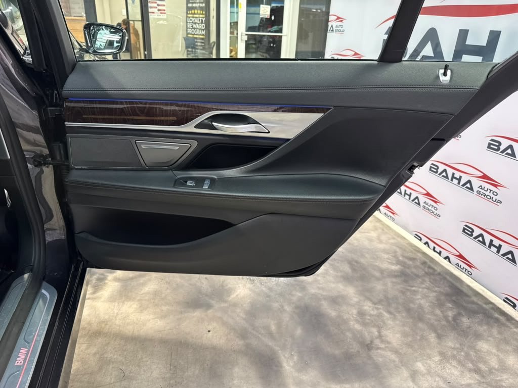 Used 2020 BMW 740i xDrive w/ Cold Weather Package AWD/4WD image 50