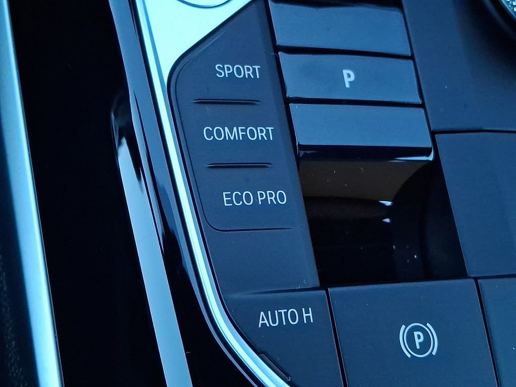 Used 2024 BMW M240i xDrive Coupe w/ Premium Package image 22