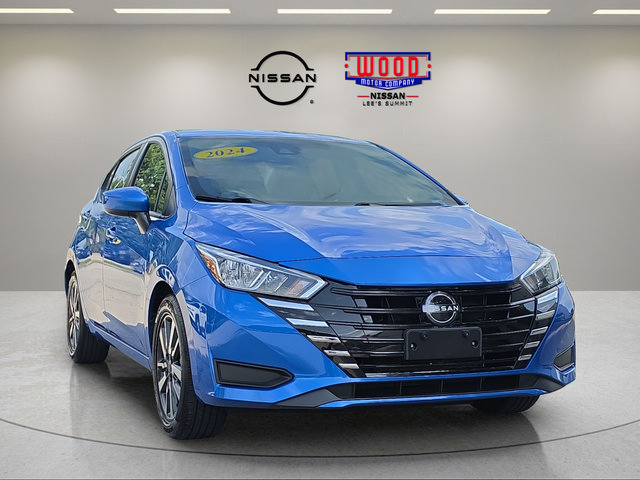 Used 2024 Nissan Versa SV FWD image 9