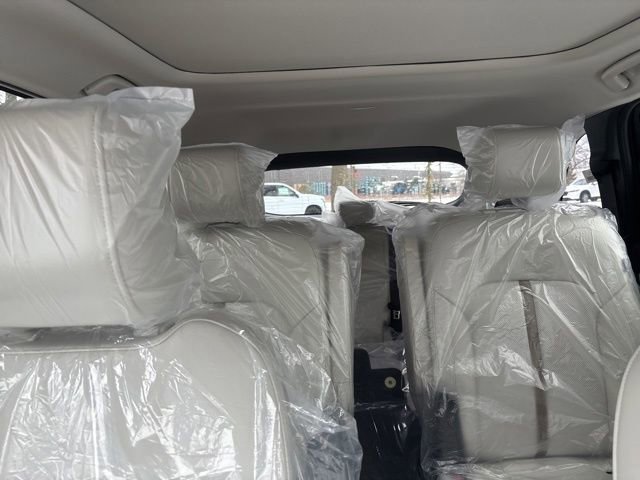 New 2026 MAZDA CX-90 Plug-In Hybrid w/ Premium Plus image 18