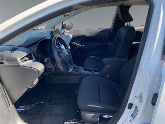 Certified 2025 Toyota Corolla LE w/ LE Premium Package FWD image 9