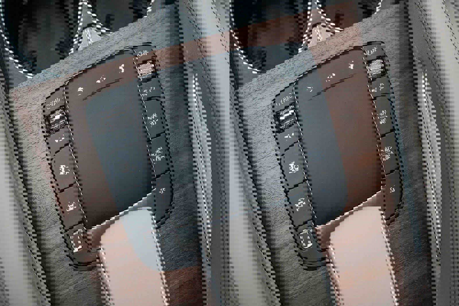 Used 2025 Mercedes-Benz GLS 450 4MATIC image 21