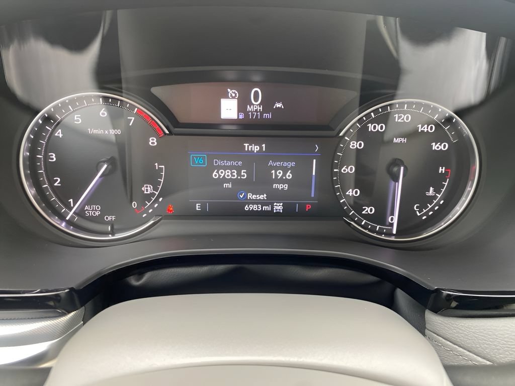 Certified 2025 Cadillac XT5 Premium Luxury AWD/4WD image 19