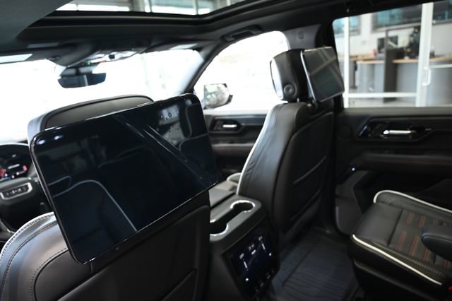 New 2026 GMC Yukon AT4 Ultimate w/ LPO, Floor Liner Package image 24