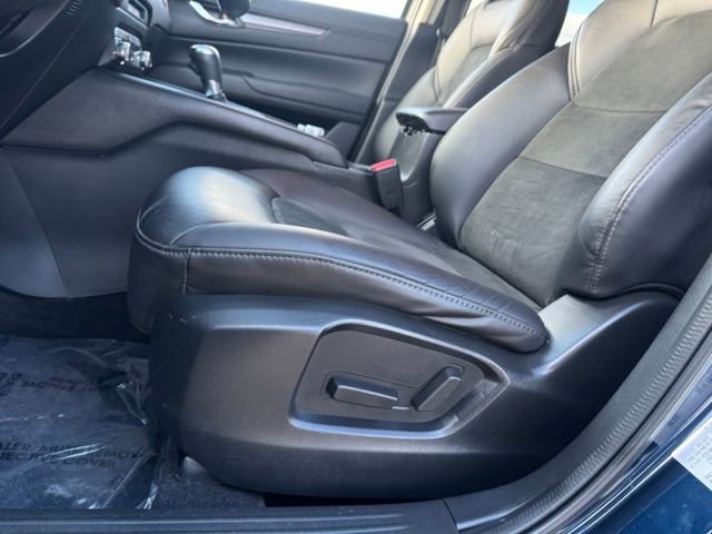 Used 2021 MAZDA CX-5 Touring image 6