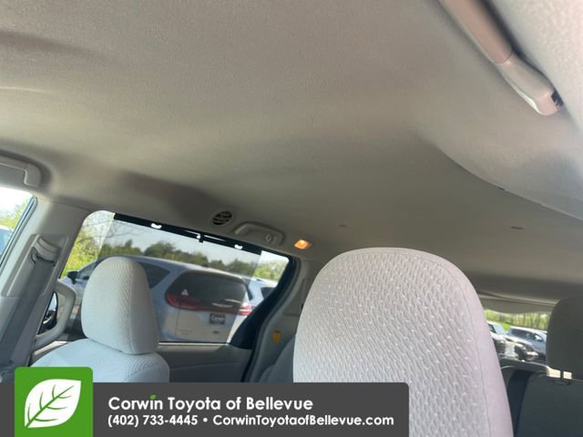 Used 2011 Toyota Sienna LE w/ Towing Pkg image 24