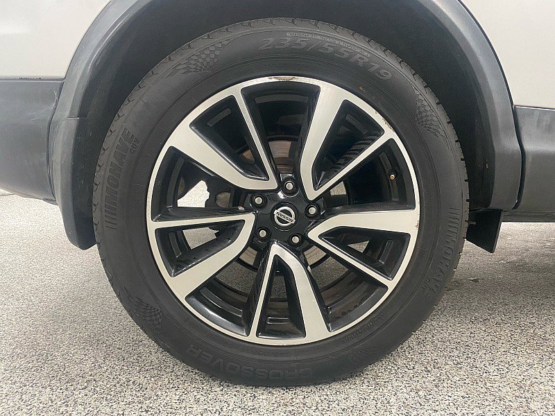 Used 2018 Nissan Rogue Sport SL w/ SL Premium Package image 28