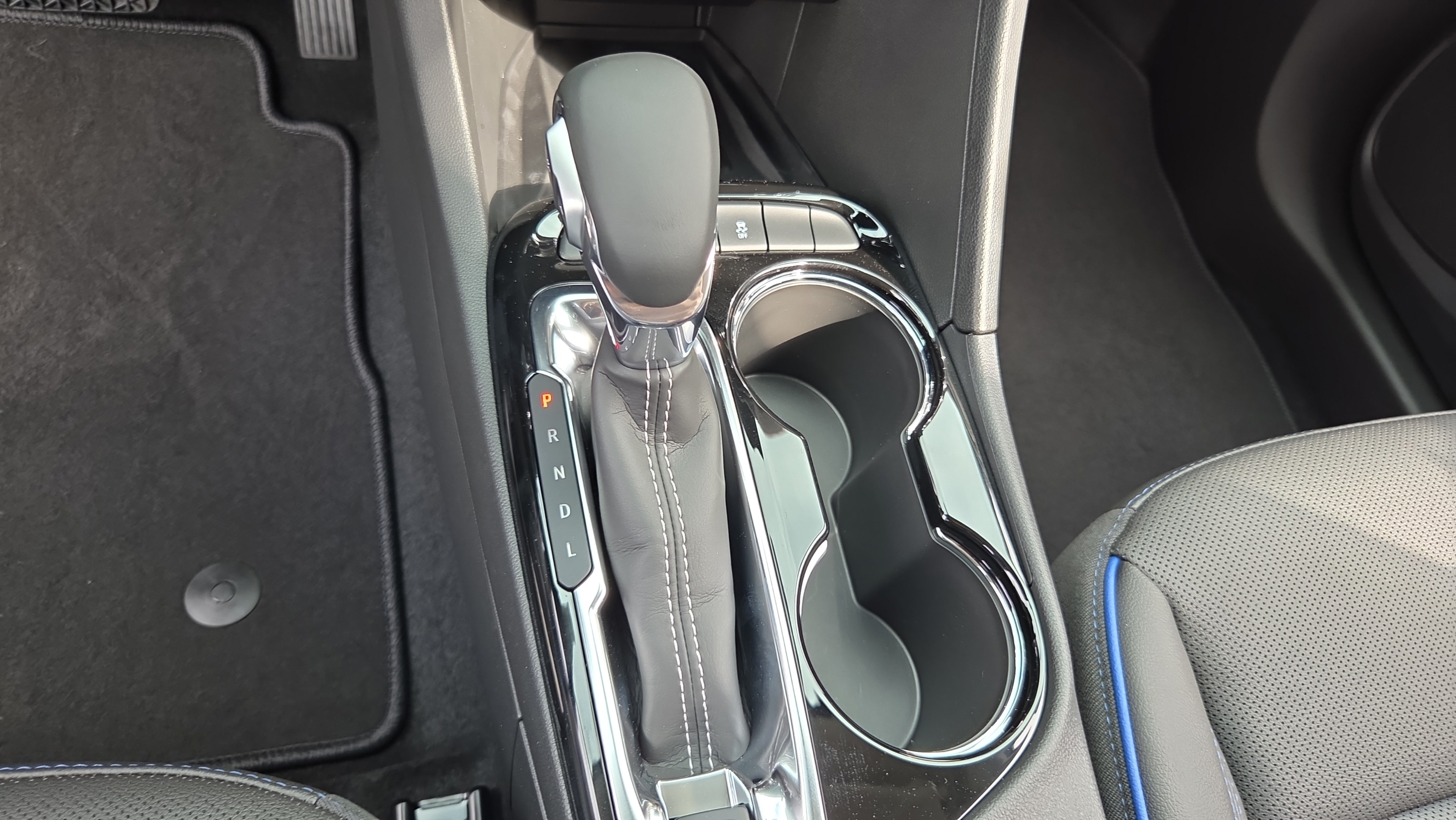 New 2026 Buick Encore GX Sport Touring w/ Advanced Technology Package AWD/4WD image 16