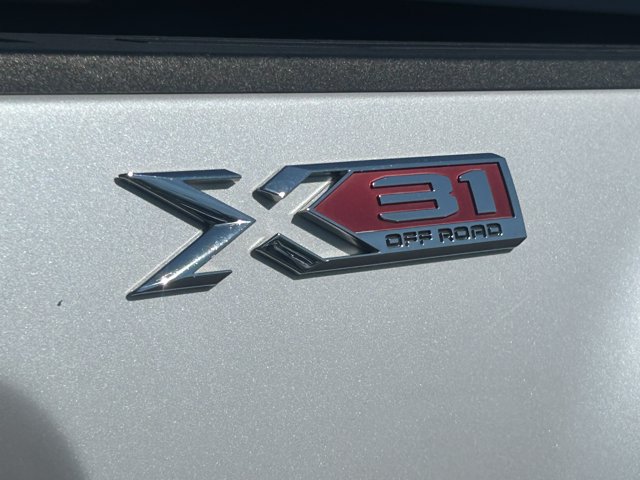 Used 2020 GMC Sierra 3500 SLT w/ SLT Premium Plus Package AWD/4WD image 4