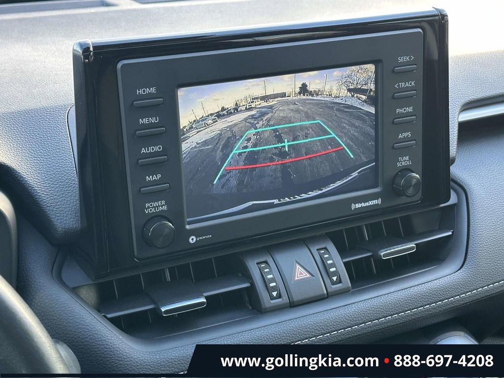 Used 2022 Toyota RAV4 XLE Premium image 26
