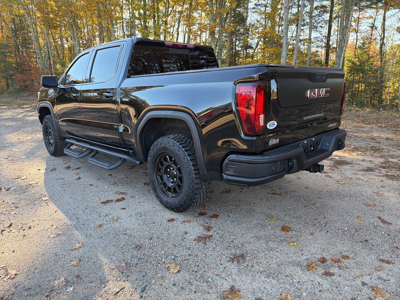 Used 2024 GMC Sierra 1500 AT4X w/ AT4X AEV Edition image 5