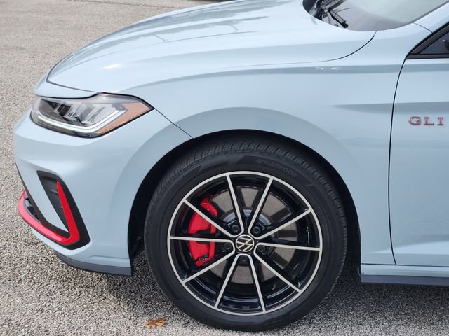 Used 2025 Volkswagen Jetta GLI Autobahn image 5