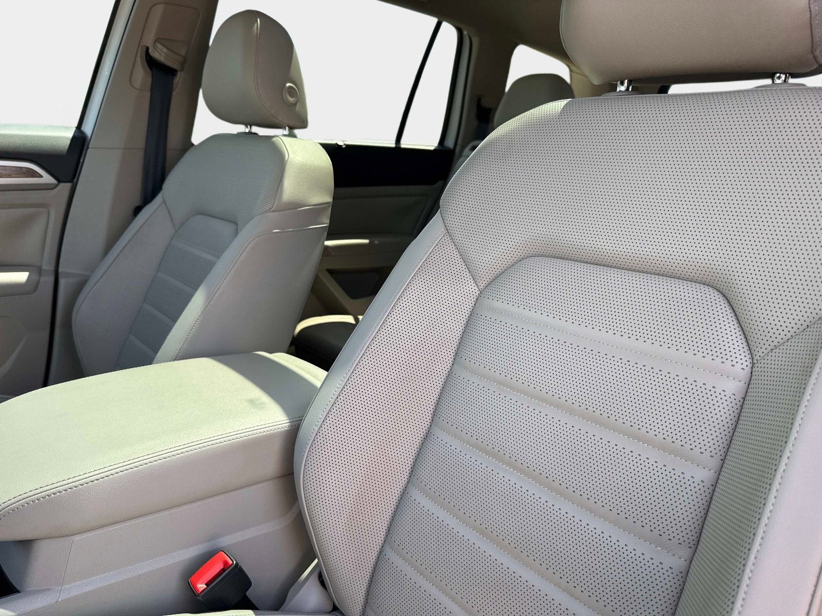 Used 2018 Volkswagen Atlas SEL Premium AWD/4WD image 21