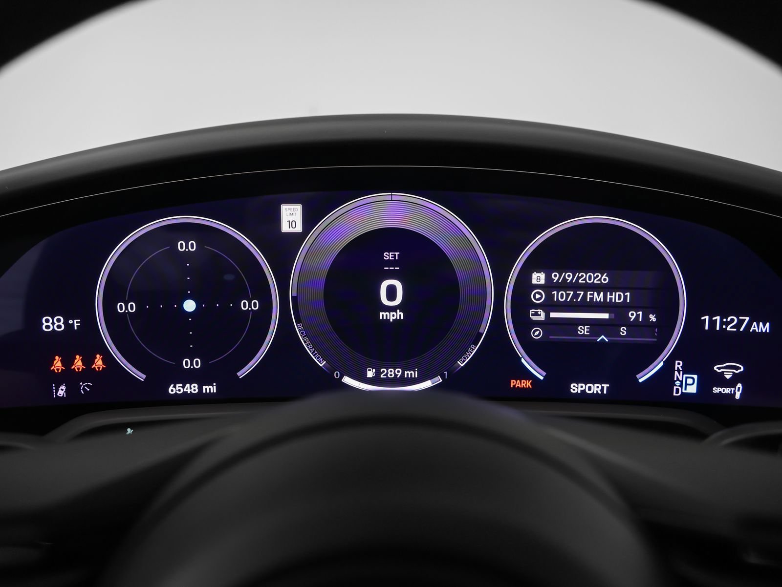 Certified 2025 Porsche Taycan AWD/4WD image 33