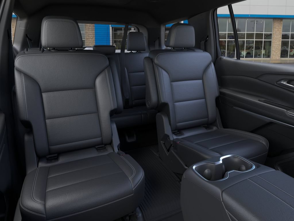 New 2027 Chevrolet Traverse LT w/ Midnight/Sport Edition FWD image 17