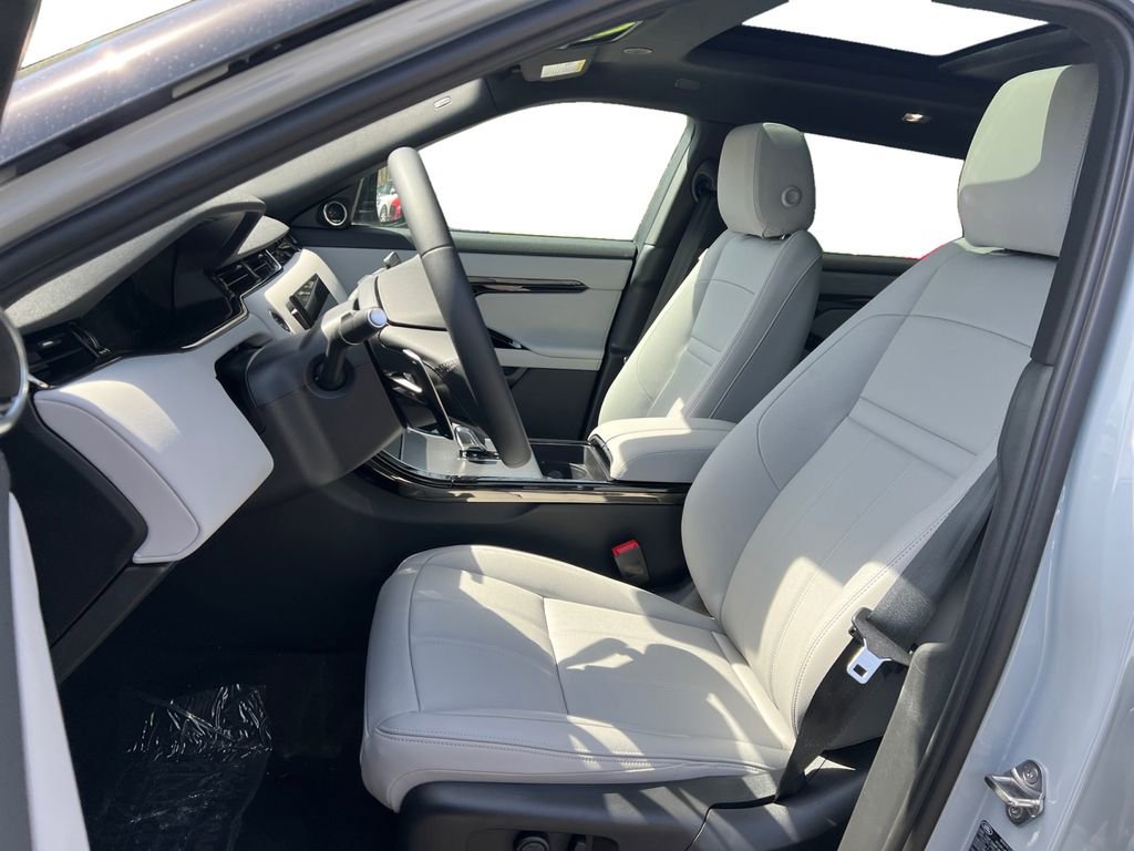 New 2026 Land Rover Range Rover Evoque S image 13