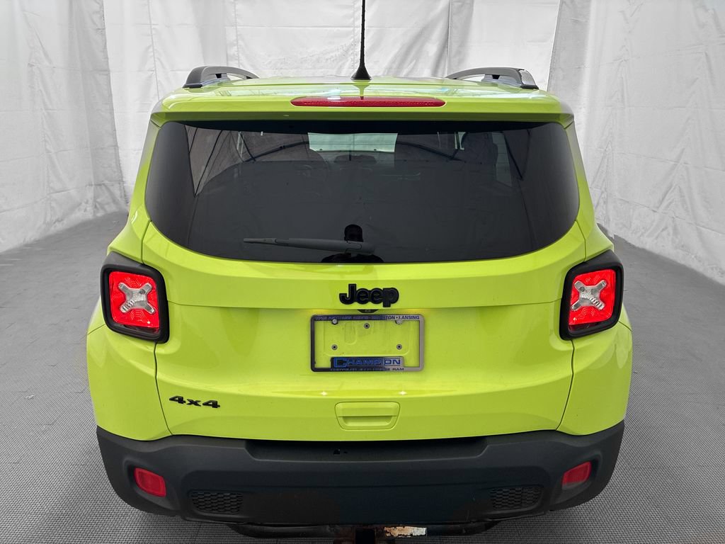 Used 2018 Jeep Renegade Altitude AWD/4WD image 5