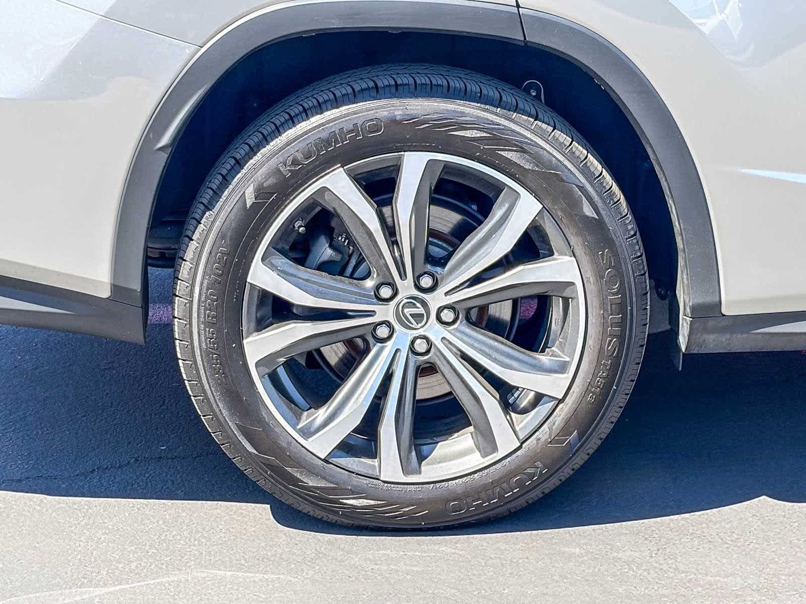 Used 2020 Lexus RX 350L FWD w/ Premium Package image 10