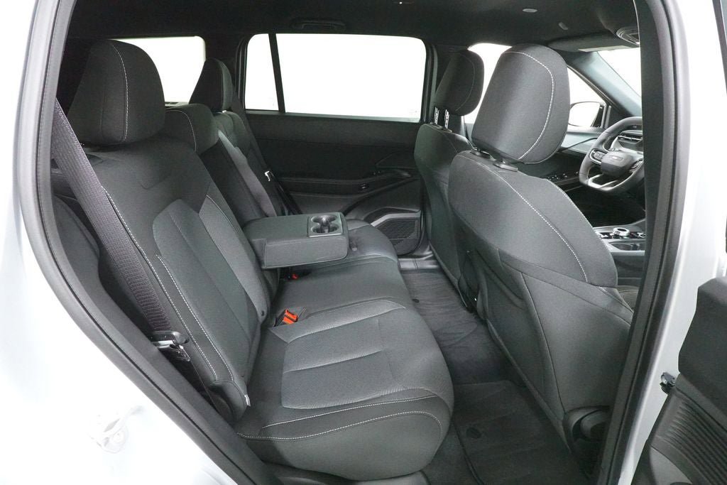 New 2026 Jeep Cherokee Laredo AWD/4WD image 17