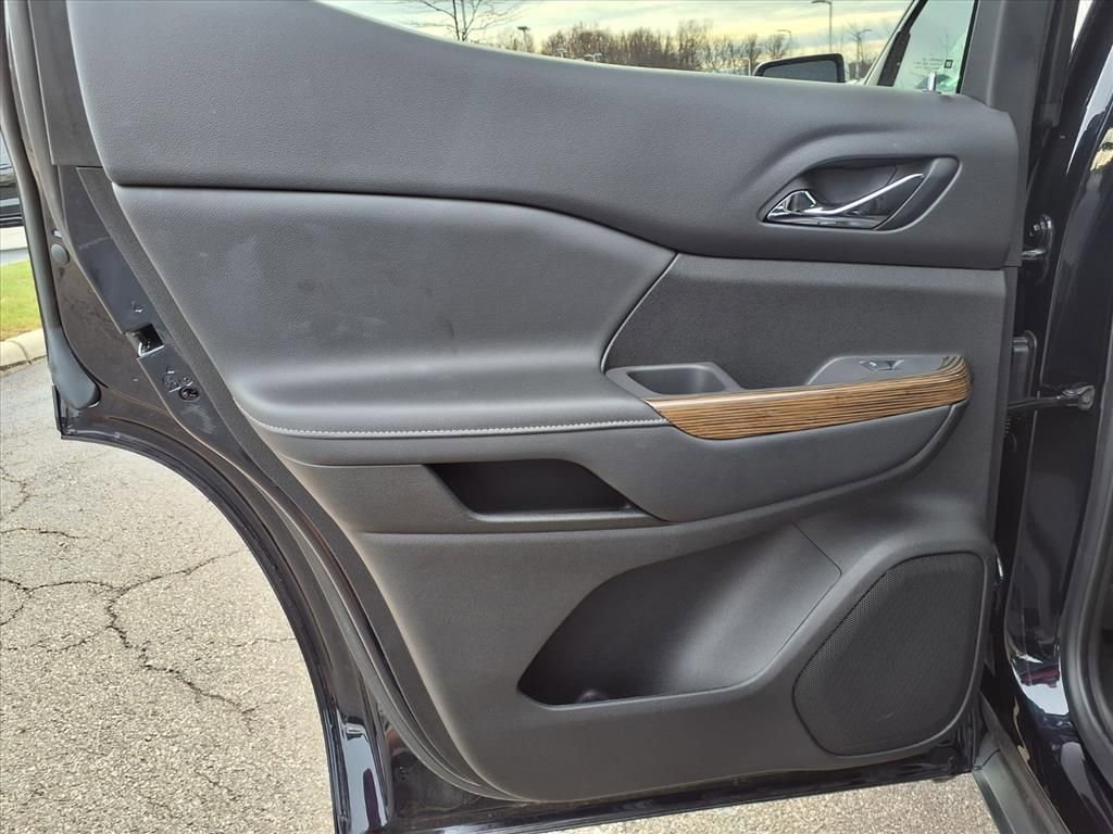 Certified 2021 GMC Acadia SLE image 21