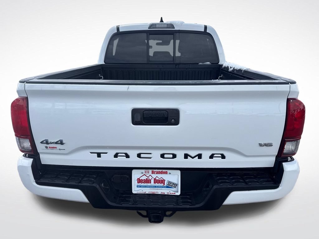 Used 2023 Toyota Tacoma SR AWD/4WD image 4
