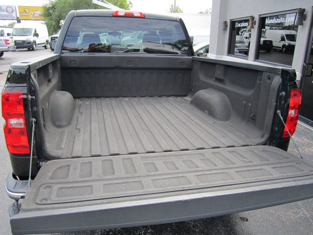 Used 2018 Chevrolet Silverado 1500 LT w/ All Star Edition AWD/4WD image 29