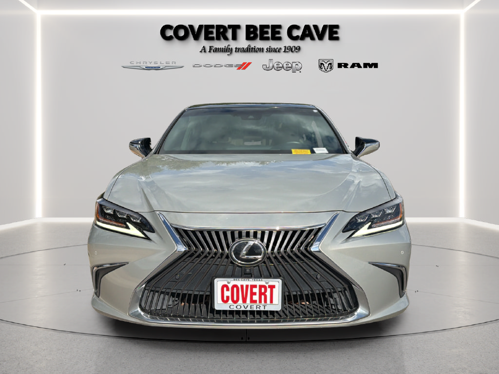 Used 2020 Lexus ES 350 Ultra Luxury w/ Accessory Package 2 FWD image 2