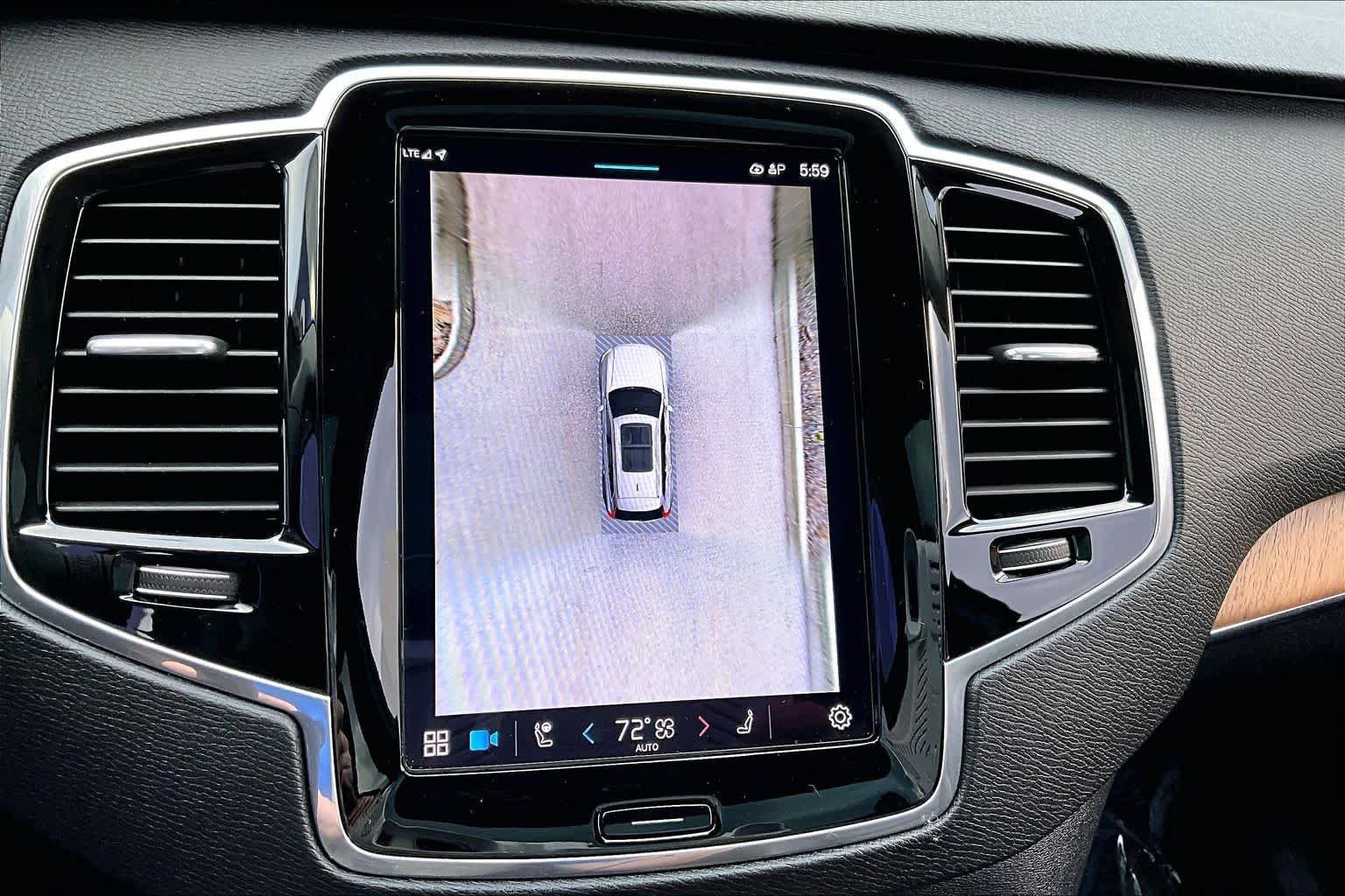 Certified 2023 Volvo XC90 B6 Plus w/ Protection Package Premier AWD/4WD image 34