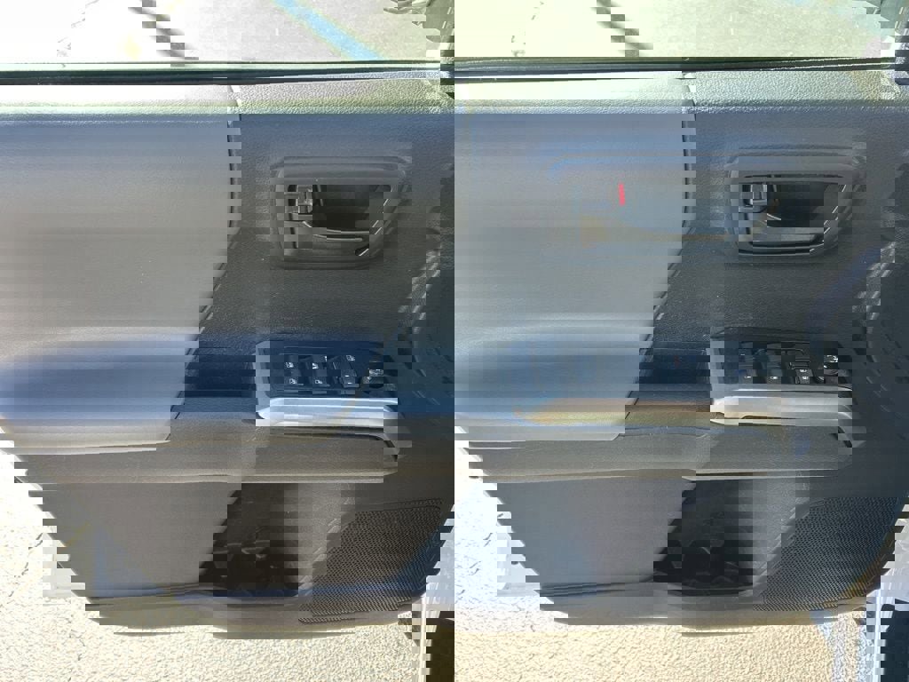 Used 2023 Toyota Tacoma SR5 w/ SR5 Appearance Package image 3