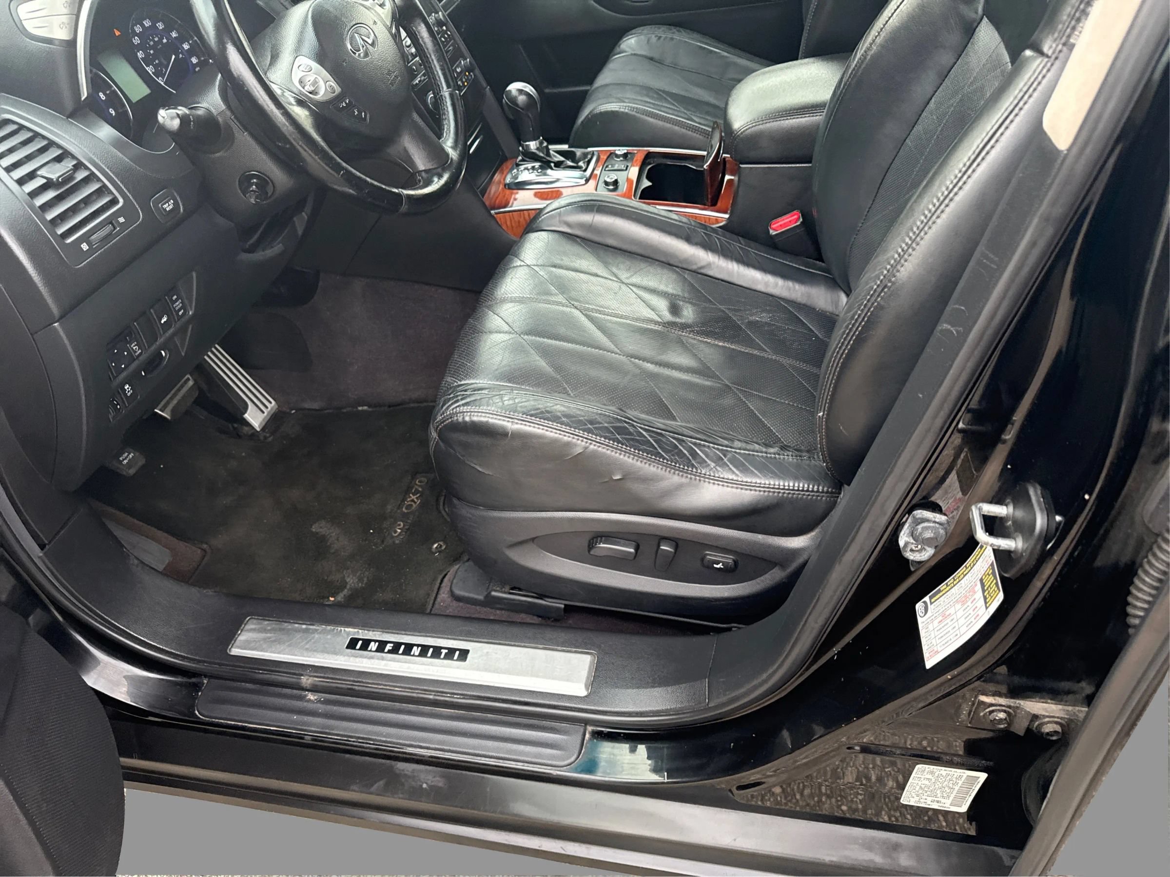 Used 2014 INFINITI QX70 AWD w/ Premium Package image 10