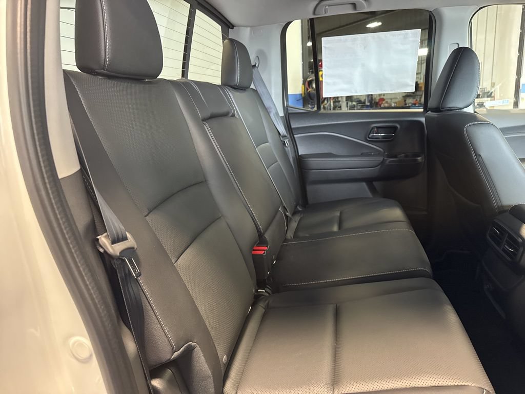 Certified 2025 Honda Ridgeline RTL image 26