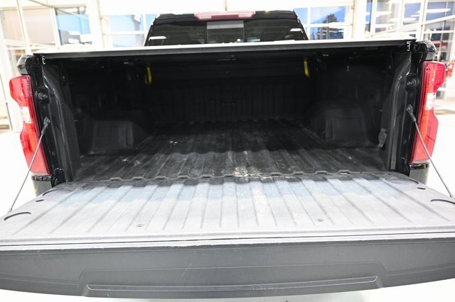 Used 2021 Chevrolet Silverado 1500 LT Trail Boss w/ Convenience Package II image 7