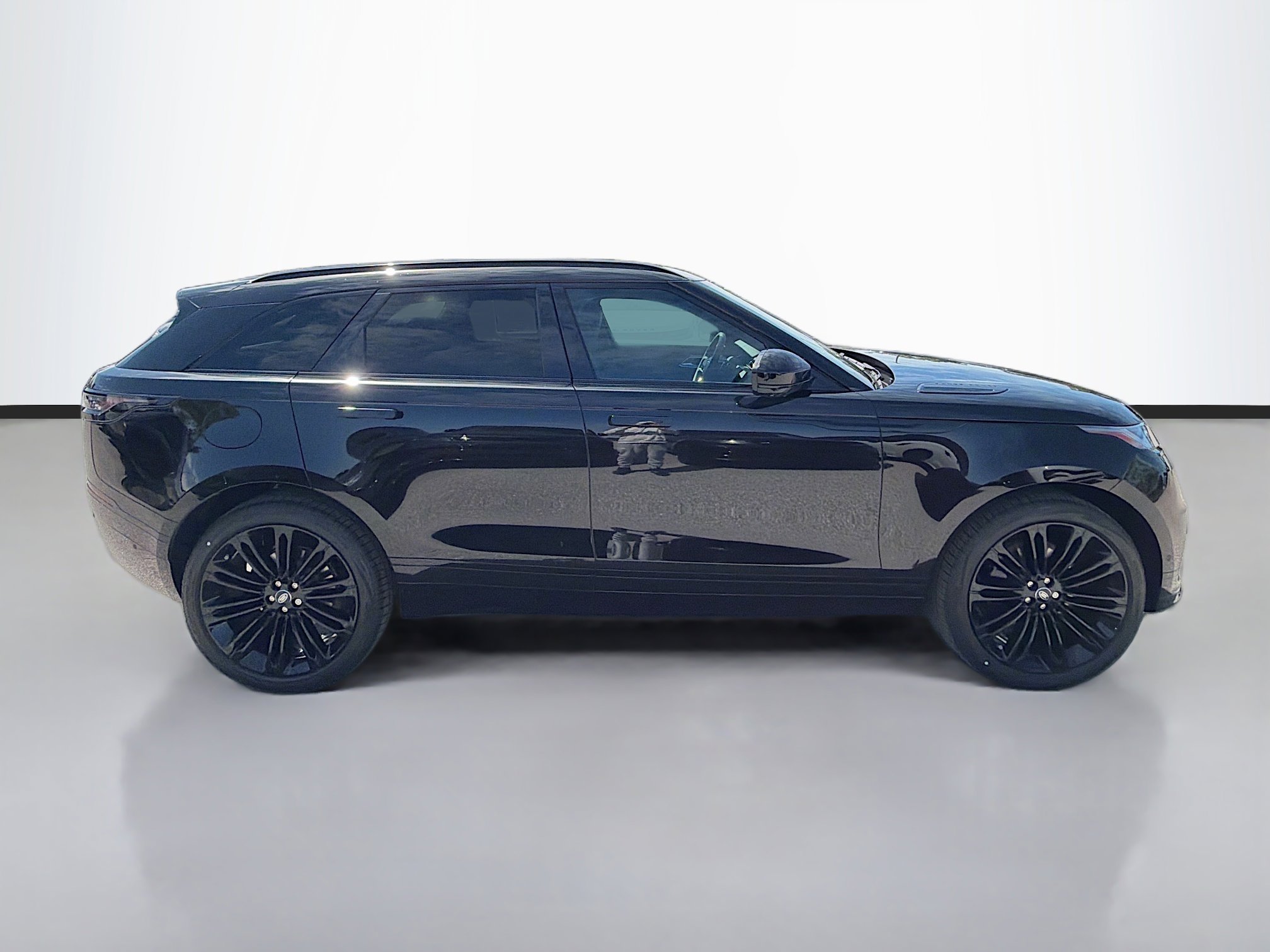 New 2026 Land Rover Range Rover Velar Dynamic SE image 6