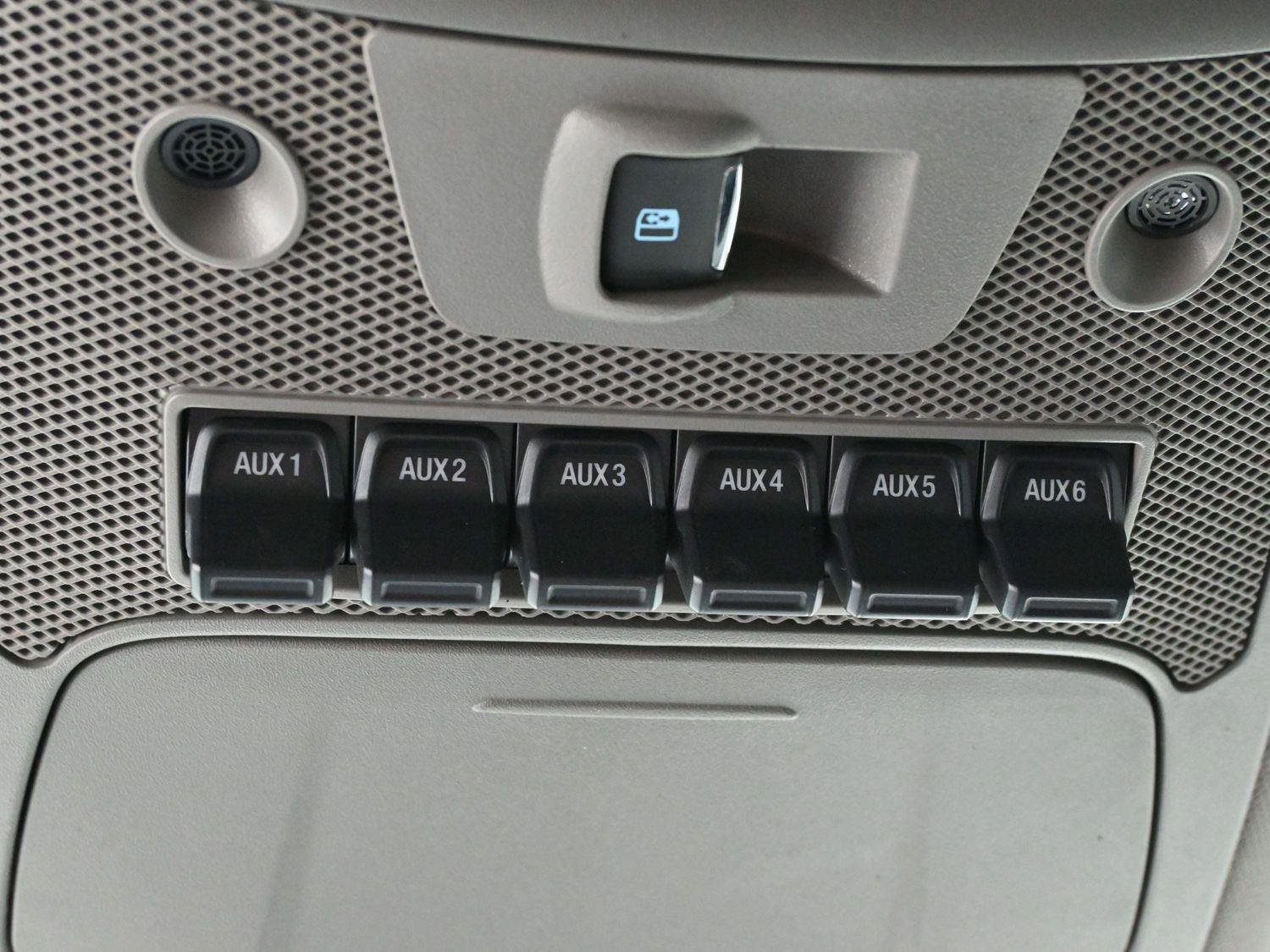 Used 2019 Ford F250 Lariat w/ Chrome Package image 31