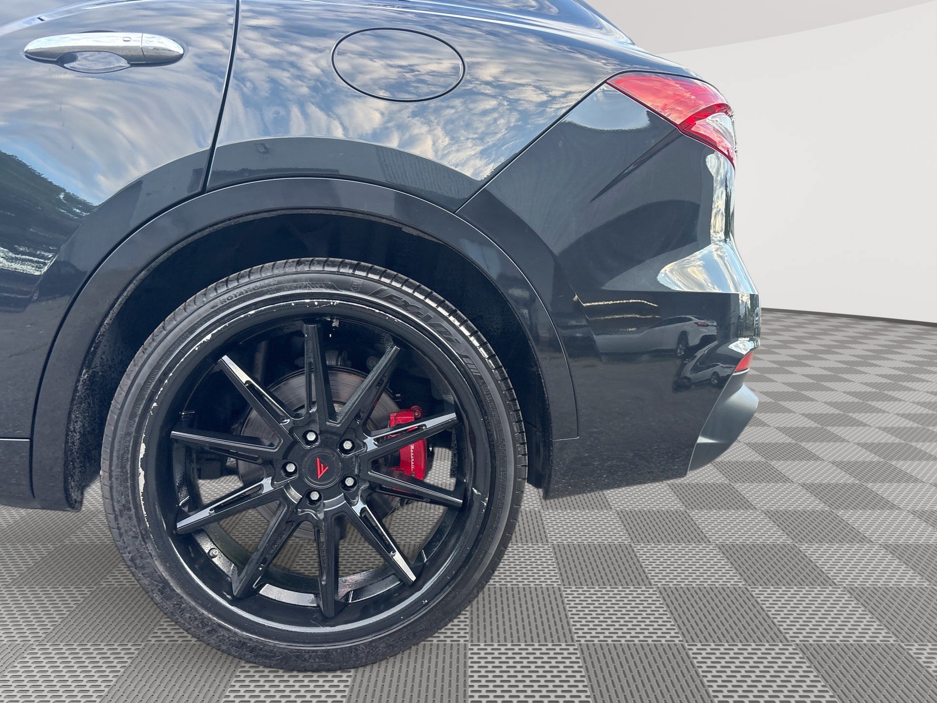 Used 2019 Maserati Levante GranSport AWD/4WD image 29