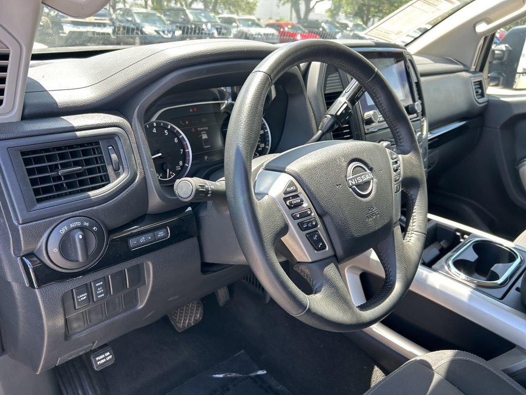 Certified 2024 Nissan Titan SV w/ SV Convenience Package RWD image 23