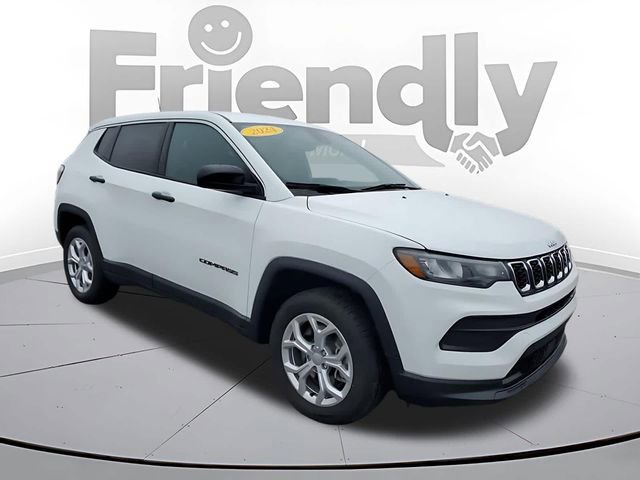 Used 2024 Jeep Compass Sport AWD/4WD image 7