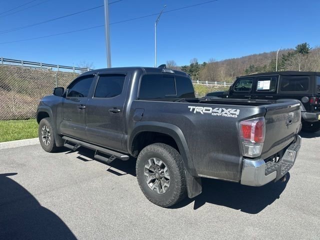 Used 2022 Toyota Tacoma TRD Off-Road w/ Black Out Package (TMS) image 20