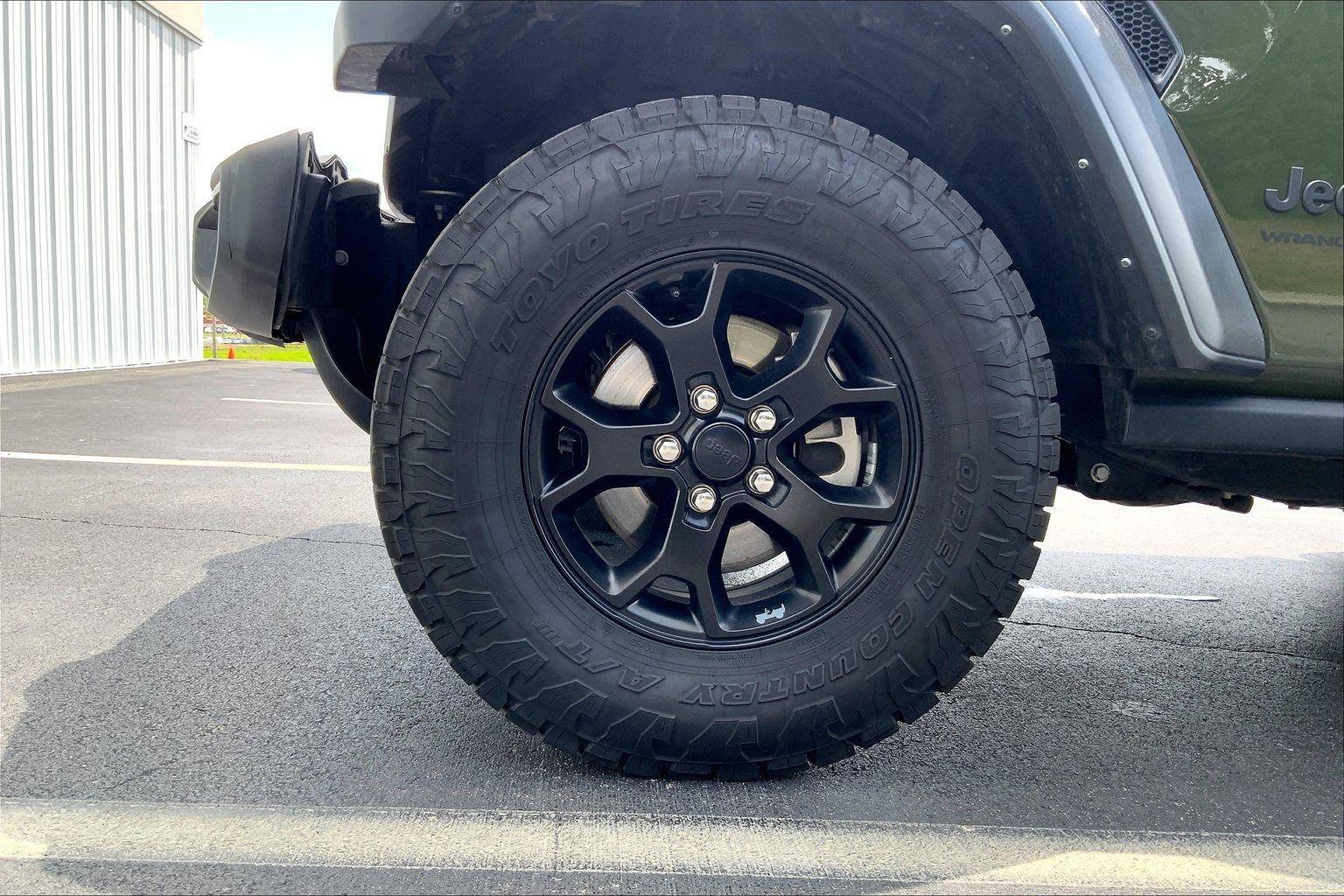 Used 2022 Jeep Wrangler Sport AWD/4WD image 5