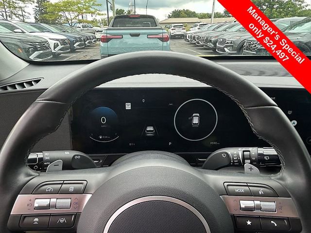 Used 2025 Hyundai Kona SEL image 18