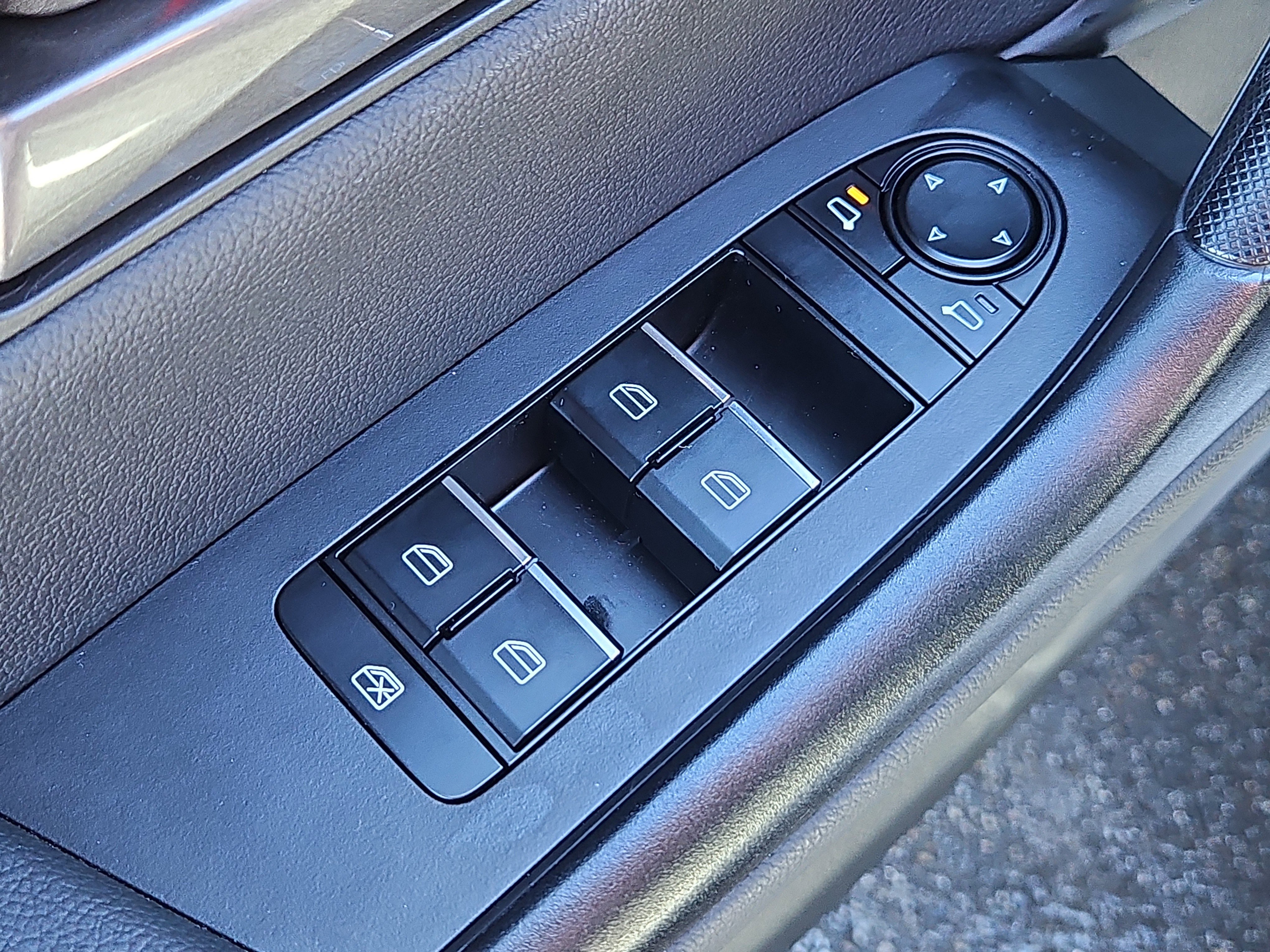 Certified 2025 MAZDA CX-50 AWD 2.5 Hybrid w/ Weather Package image 19