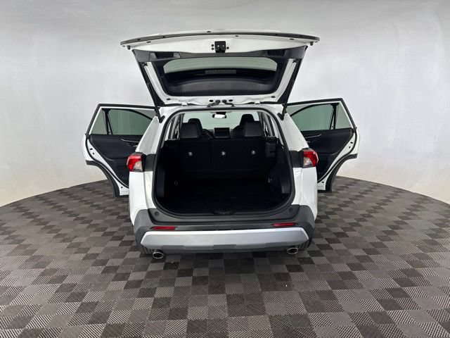 Used 2024 Toyota RAV4 Adventure AWD/4WD image 15