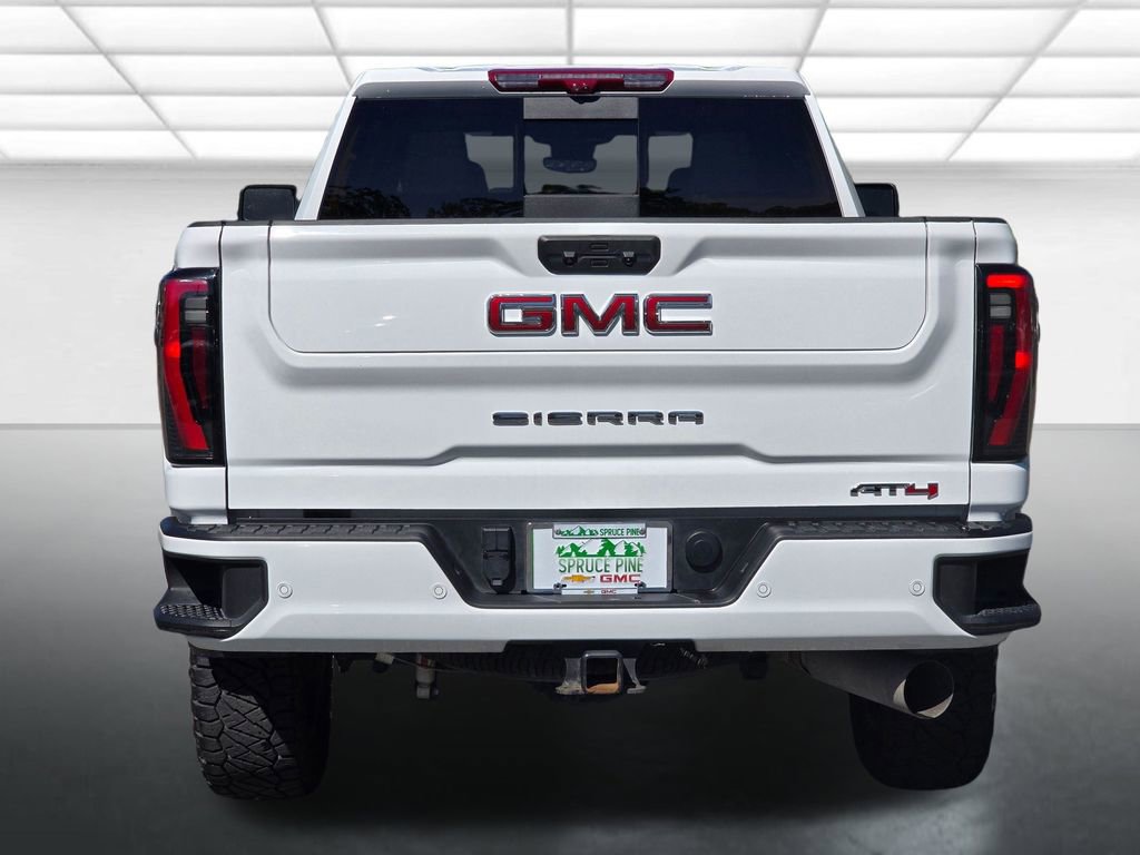 Used 2025 GMC Sierra 2500 AT4 w/ AT4 Premium Plus Package AWD/4WD image 16